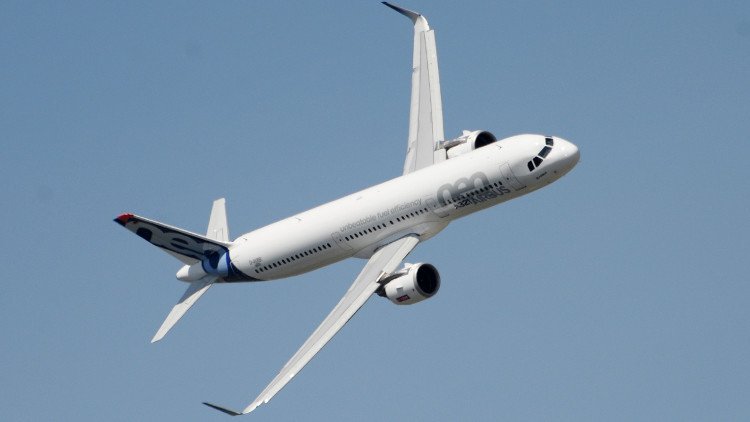 مصدر: طائرة استطلاع للناتو اقتربت بشكل خطر من طائرة ركاب فوق بحر البلطيق