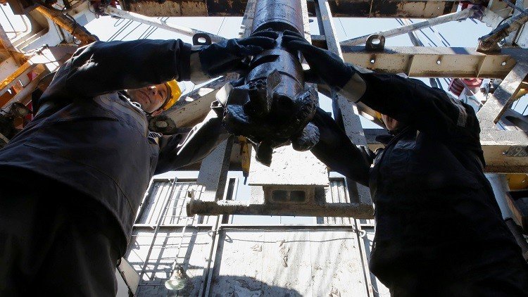 السعودية تعود لزيادة إنتاج النفط رغم وعودها!