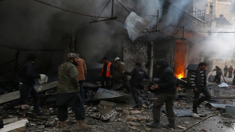 عشرات القتلى والجرحى بهجوم انتحاري في إدلب