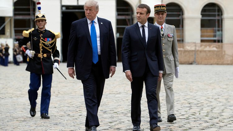 ترامب ضيف شرف العرض العسكري في باريس