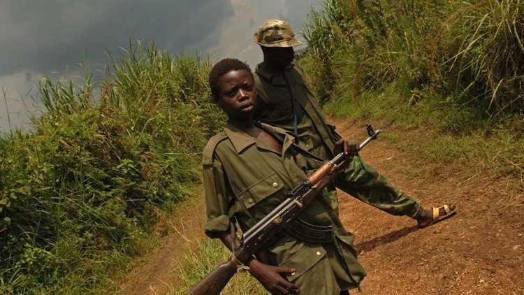 الكونغو.. مسلحون يخطفون 11 حارسا وصحفية أمريكية