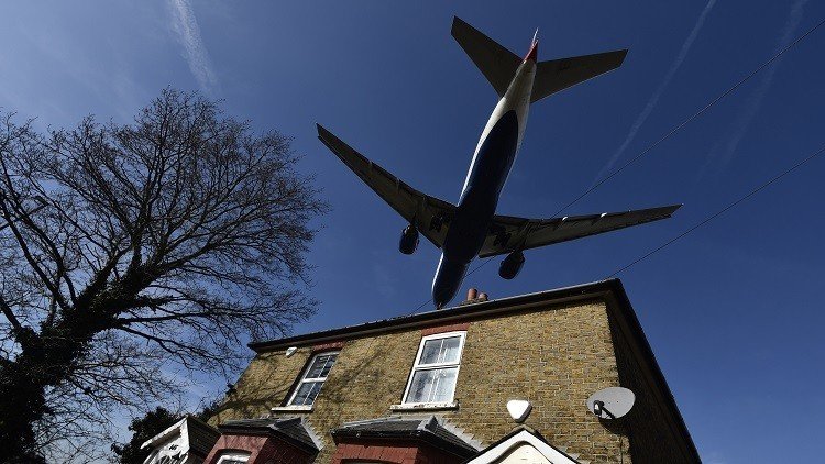 بريكست يهدد رحلات الطيران بين بريطانيا وأوروبا