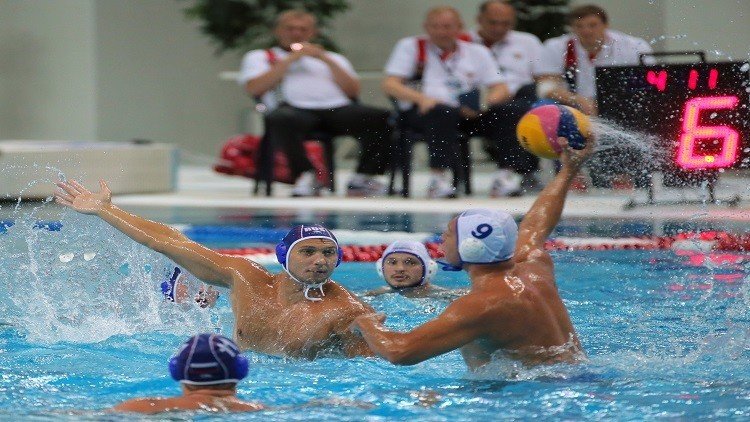 روسيا تتغلب على اليابان بكرة الماء