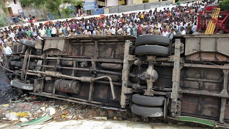  مصرع أكثر من 20 شخصا في حادث سير شمال الهند