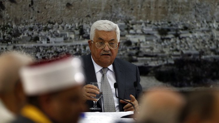 عباس يؤكد وقف التنسيق الأمني مع إسرائيل 