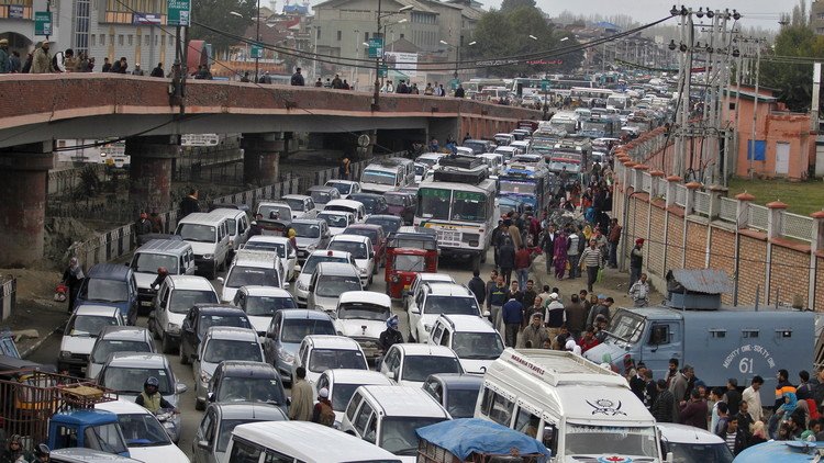 الهند تحظر السيارات ذاتية القيادة لحماية وظائف السائقين