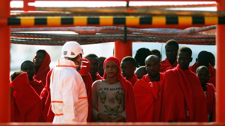 الاتحاد الأوروبي ينوي معاقبة بعض دول أوروبا الشرقية بسبب التعامل مع المهاجرين