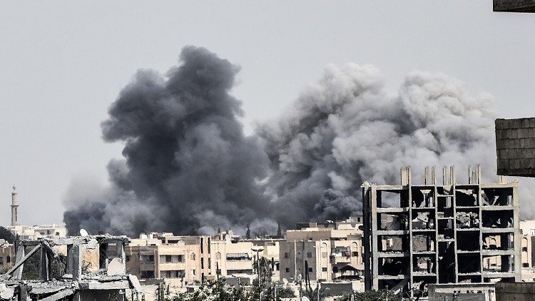 مصرع 173 مدنيا في الرقة السورية الشهر الماضي
