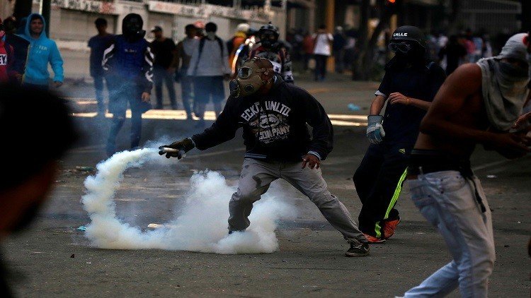 ارتفاع حصيلة قتلى الاحتجاجات في فنزويلا إلى 103 أشخاص