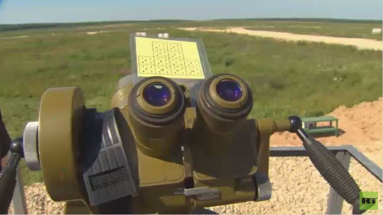 بياتلون الدبابات في ضواحي العاصمة موسكو