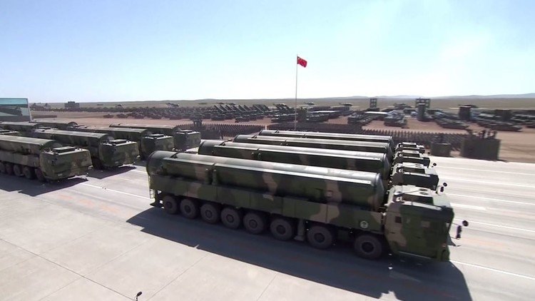 الصين تنظم استعراض قوة ضخما 