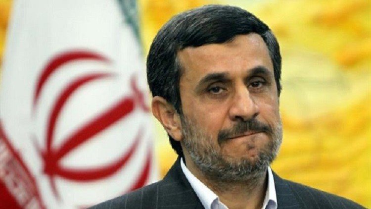 أحمدي نجاد في قفص الاتهام
