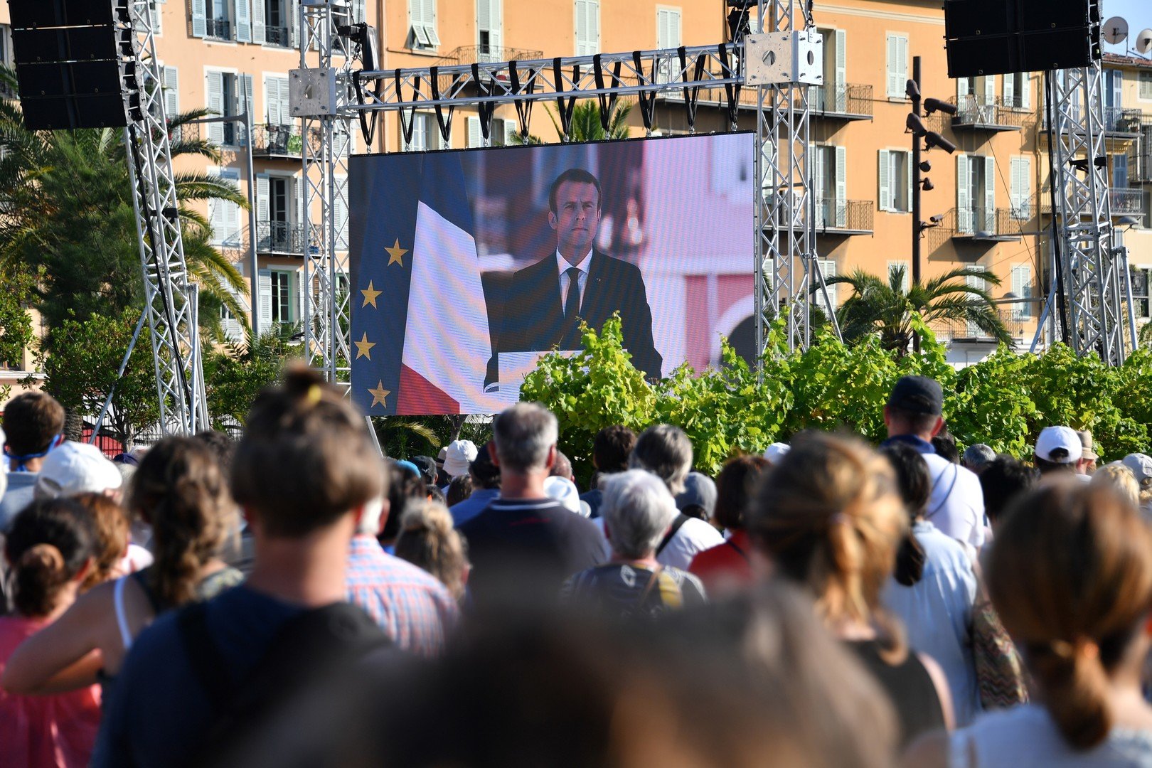 الرئيس ماكرون يلقي خطابا بمناسبة الذكرى الأولى للهجوم الإرهابي على نيس