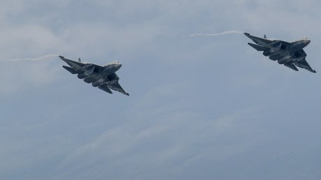 المقاتلة T-50