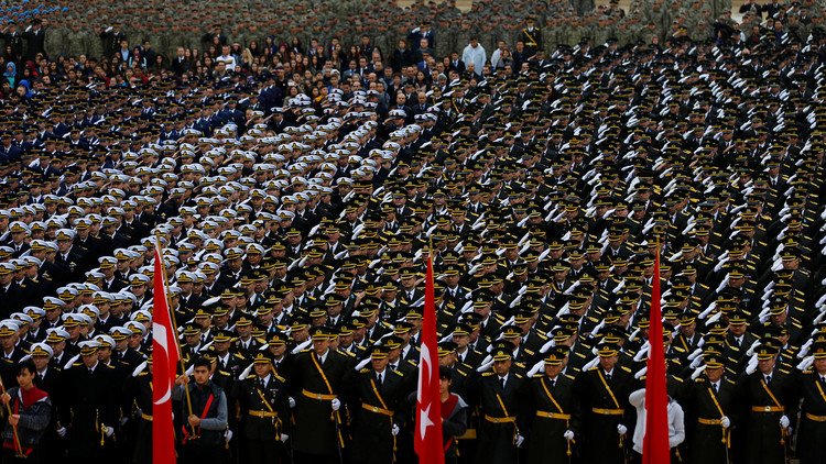 تغييرات كبيرة في قيادة الجيش التركي على خلفية الحرب في سوريا