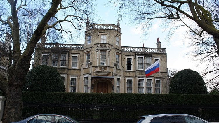 السفارة الروسية في لندن تحذر رعاياها من هجمات 