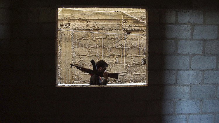 شباب دير الزور يهرب من نفير "داعش"