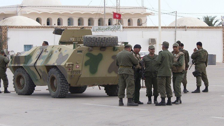 الجيش التونسي يقتل إرهابيين اثنين ويعتقل آخر
