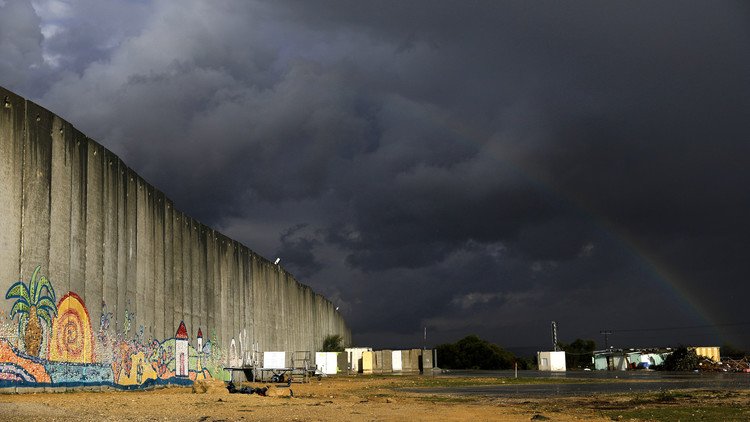 إسرائيل تبني جدارا جديدا عند حدود غزة