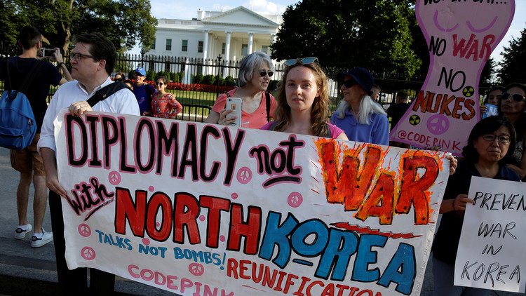 ثلثا الأمريكيين يدعمون تشديد الإجراءات الدبلوماسية ضد كوريا الشمالية