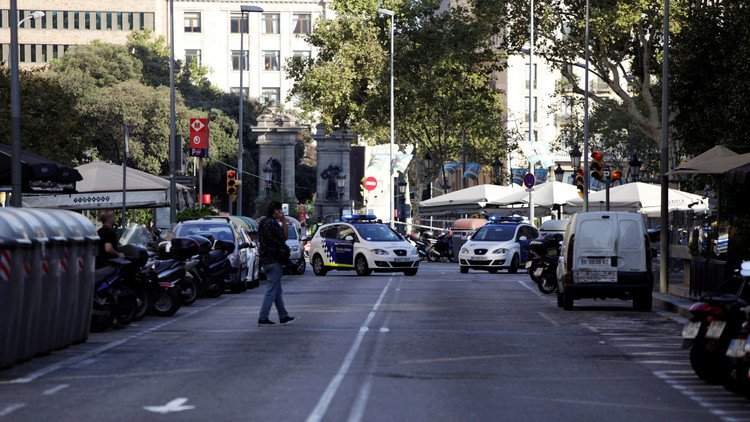 شرطة كاتالونيا: اعتقال شخصين على صلة بهجوم برشلونة