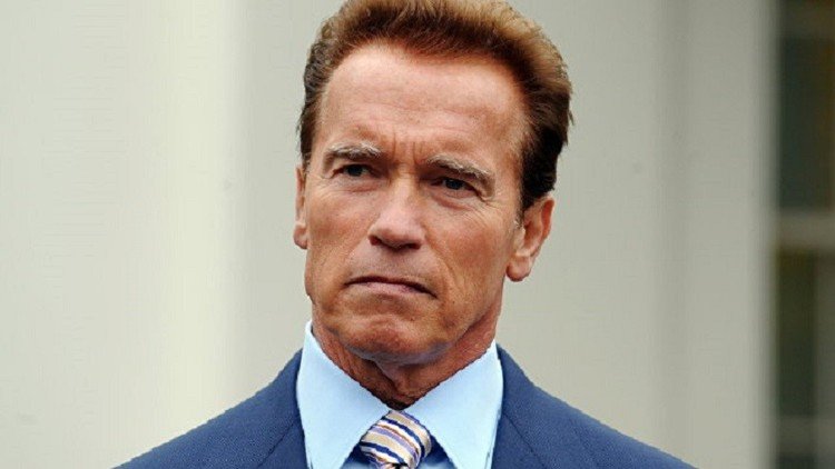 شوارزنيجر يدعو ترامب إلى البت في مسألة العنصرية والكراهية