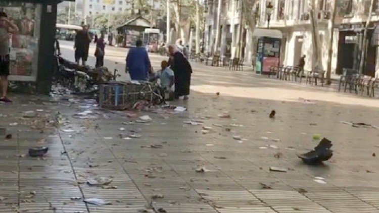 الشرطة الإسبانية تنشر صور أربعة من المشتبه بهم في هجوم برشلونة