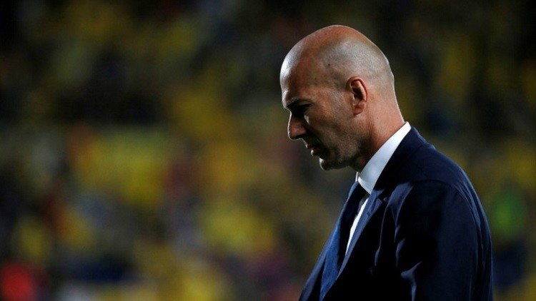 زيدان وريال مدريد يتعاطفان مع برشلونة