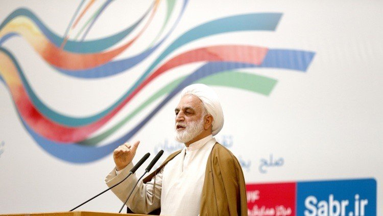 القضاء الإيراني يدين الإدارة الأمريكية بغرامات