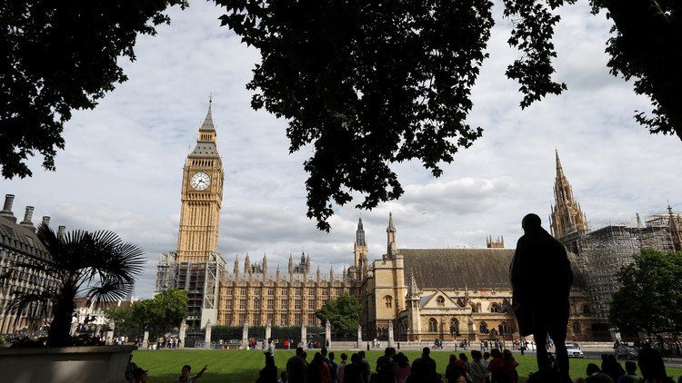 بريطانيا تدعو الاتحاد الأوروبي للمضي بشكل سلس في آلية الانسحاب