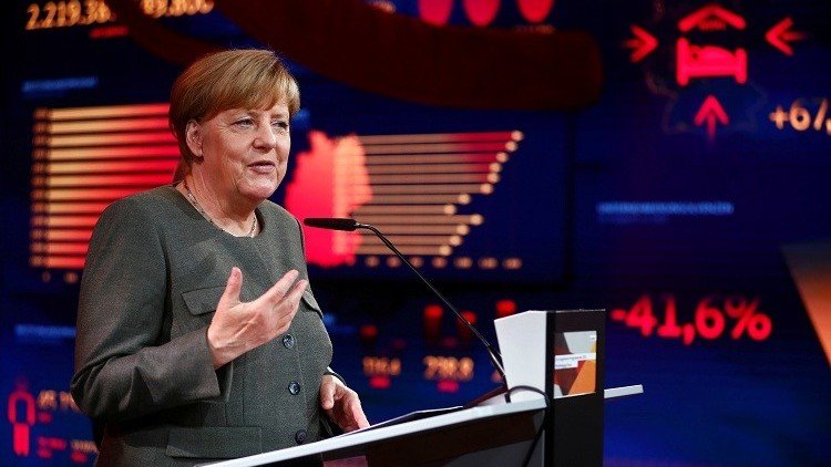 ميركل تتمسك بقرارها بشأن اللاجئين القادمين إلى ألمانيا