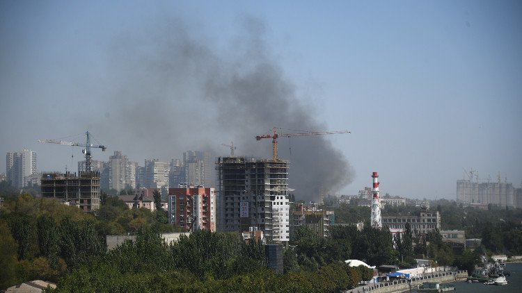 فيديو يظهر من الجو حريقا ضخما اندلع في أكبر مدن جنوب روسيا