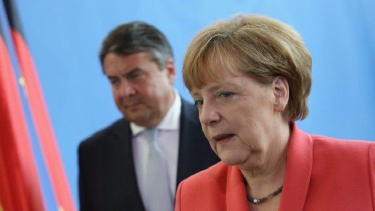 وزير الخارجية الألماني يتهم ميركل بخلف الوعد مرات عديدة
