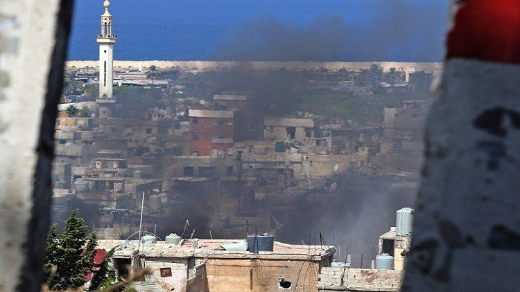 أنباء عن تهديد بقصف صيدا وسط تصاعد الاقتتال في مخيم عين الحلوة