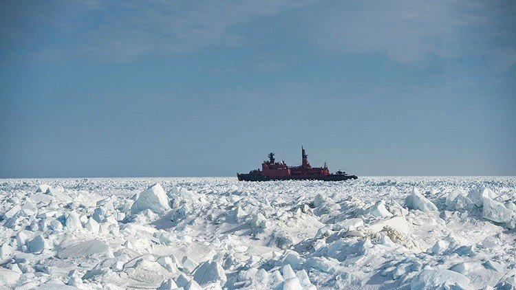 ناقلة روسية تبحر بين النرويج وكوريا الجنوبية في فترة قياسية 