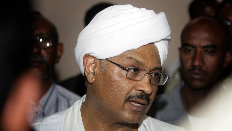 الوزير السوداني "نصير التطبيع" مدعو لزيارة إسرائيل!