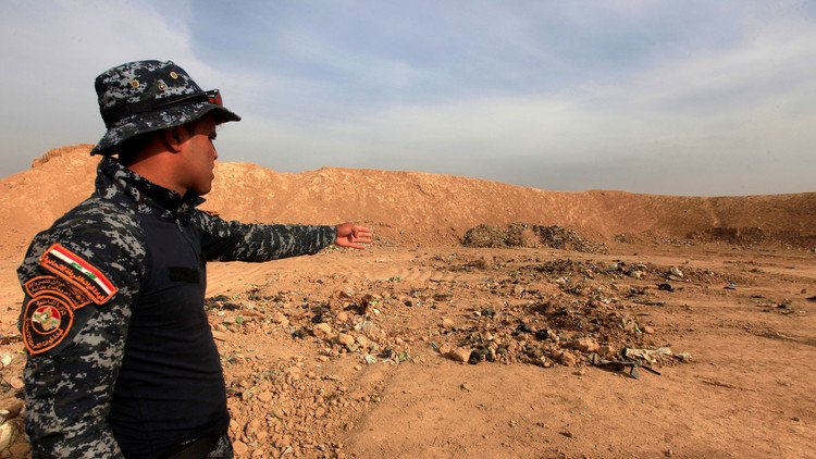 العثور على رفات 500 ضحية لمجزرة سجن بادوش غرب الموصل