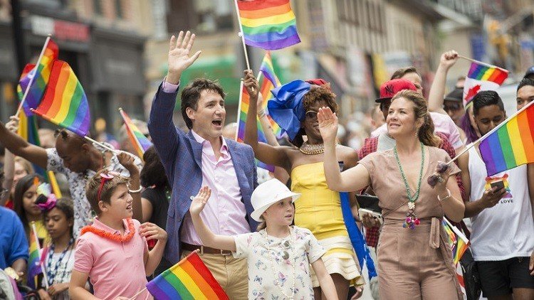 كندا تتخلى عن خانة الجنس في جوازات سفرها
