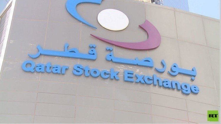 قرار "فيتش" يضغط على بورصة قطر