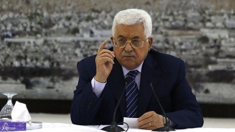 عباس يدعو إلى اقتصار مظاهر عيد الأضحى على المشاعر الدينية