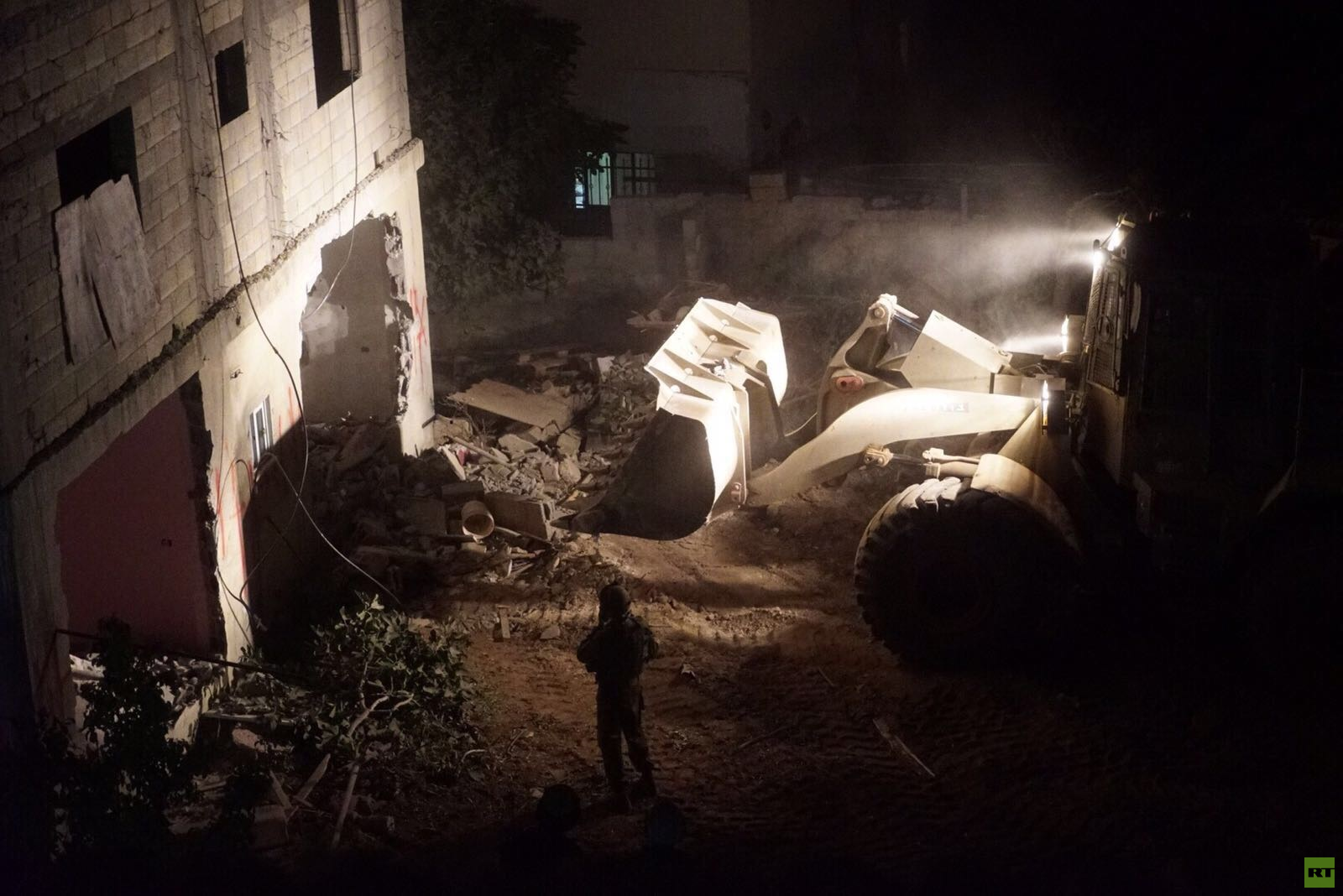الجيش الإسرائيلي يهدم منزل منفذ عملية 