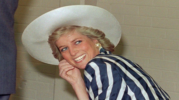 الأميرة الراحلة ديانا 