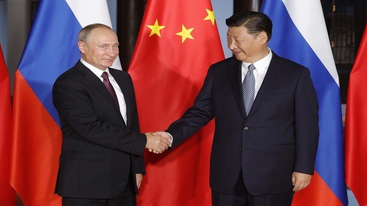 بوتين يبحث مع نظيره الصيني الاتفاقيات الثنائية