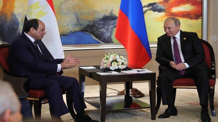 بوتين والسيسي يشيدان بما حققته مصر في مجال أمن الطيران
