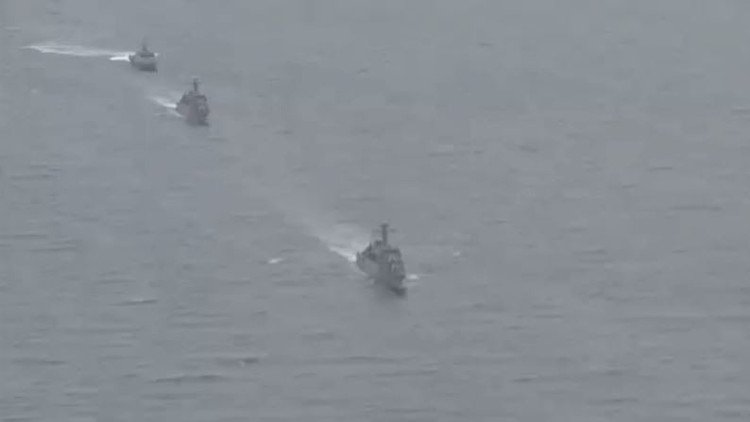 كوريا الجنوبية تجري مناورات بحرية 