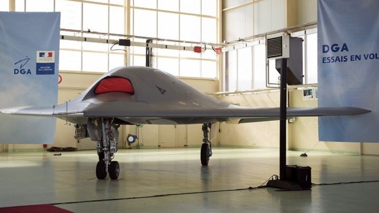 طائرات مراقبة فرنسية بسلاح حديث لقتال إرهابيي أفريقيا