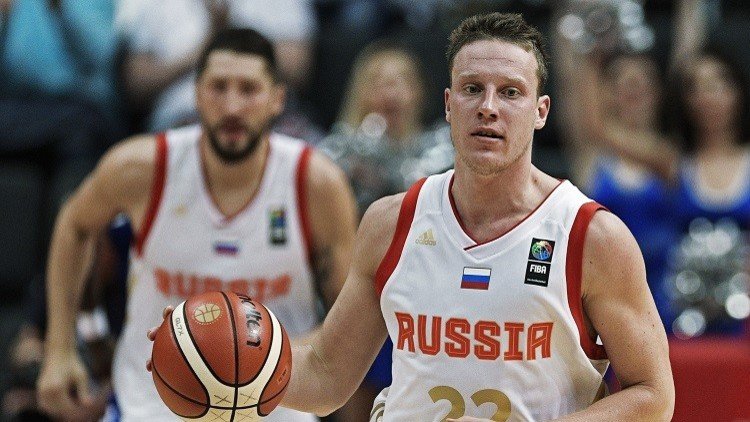 خسارة روسيا الأولى في بطولة أوروبا للسلة