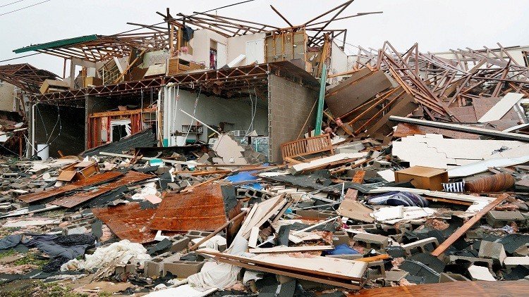 "إيرما" يهدد عقارات أبراموفيتش وبرانسون في الكاريبي