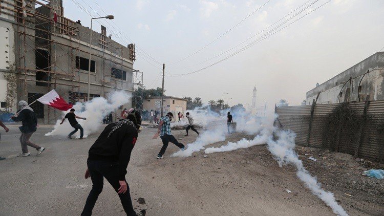 البحرين: اعتقال مشاركين في مسيرة 
