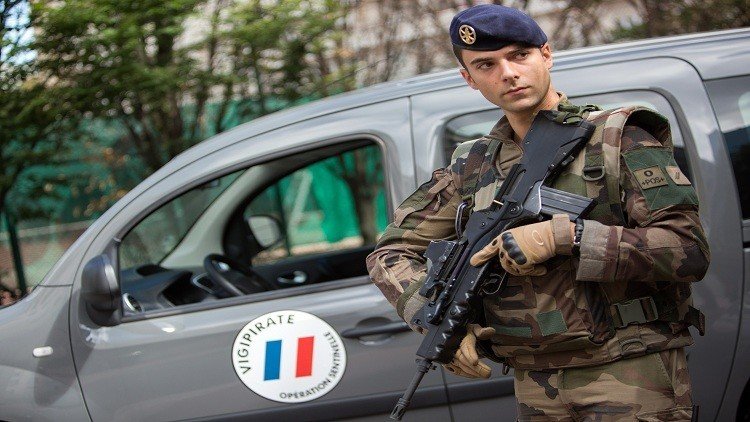 الشرطة الفرنسية تعثر على مواد متفجرة 